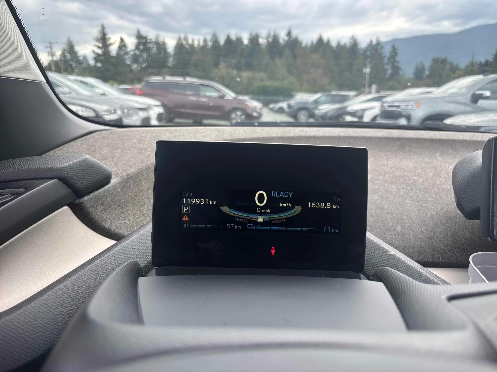 BMW i3 * Range Extender* CARFAX* АВТОКРЕДИТ* , снимка 10 - Автомобили и джипове - 55959960