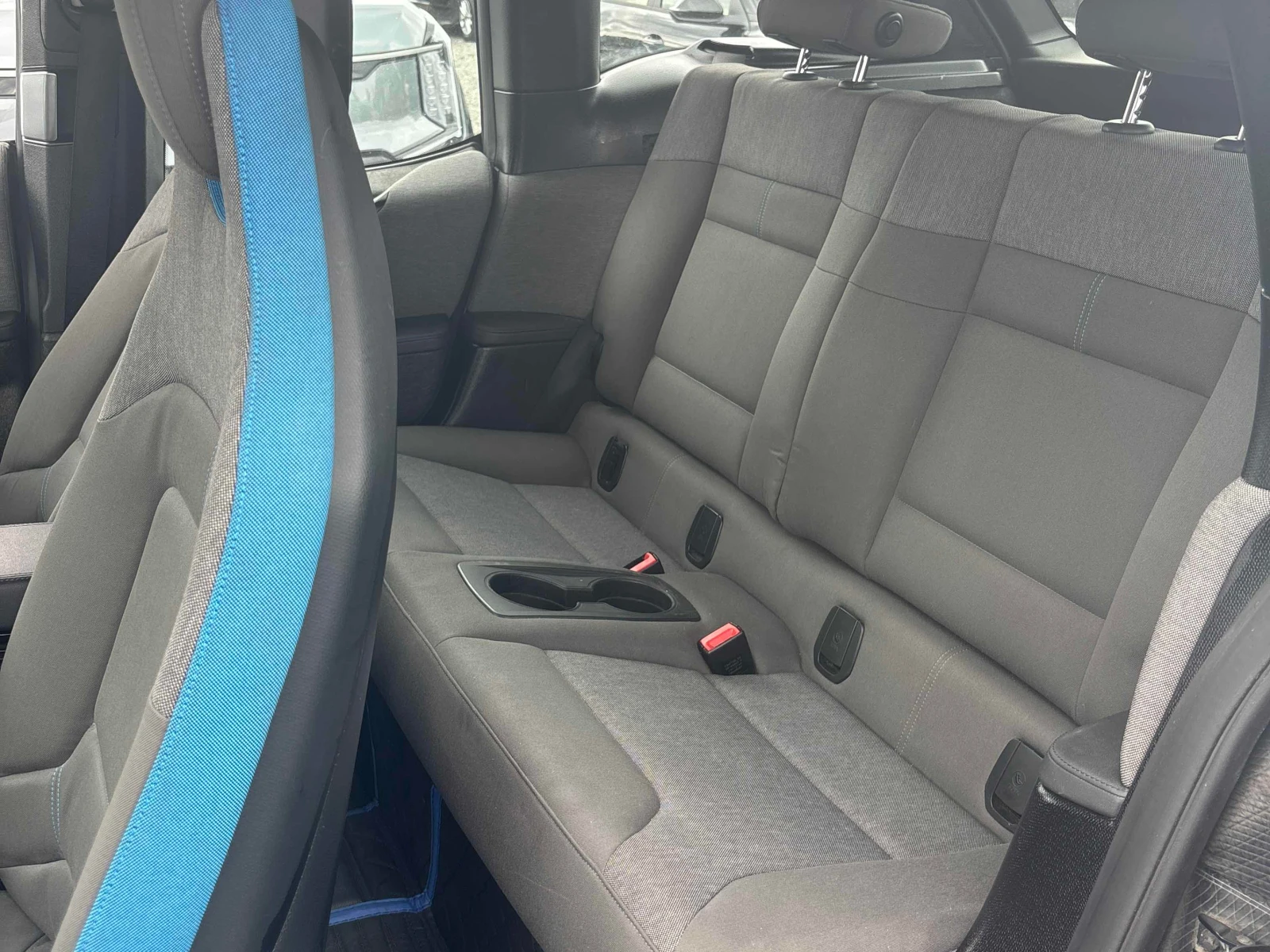 BMW i3 * Range Extender* CARFAX* АВТОКРЕДИТ* , снимка 8 - Автомобили и джипове - 55959960