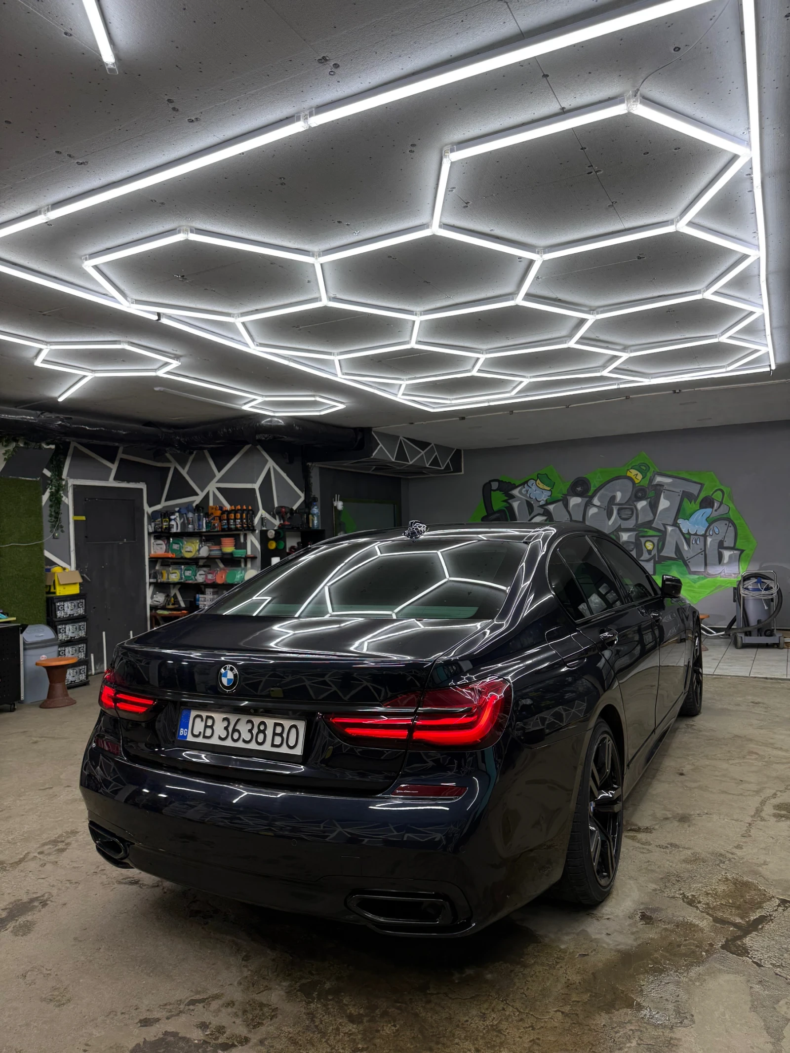 BMW 740 3xTV M-PACKET, снимка 3 - Автомобили и джипове - 56097307