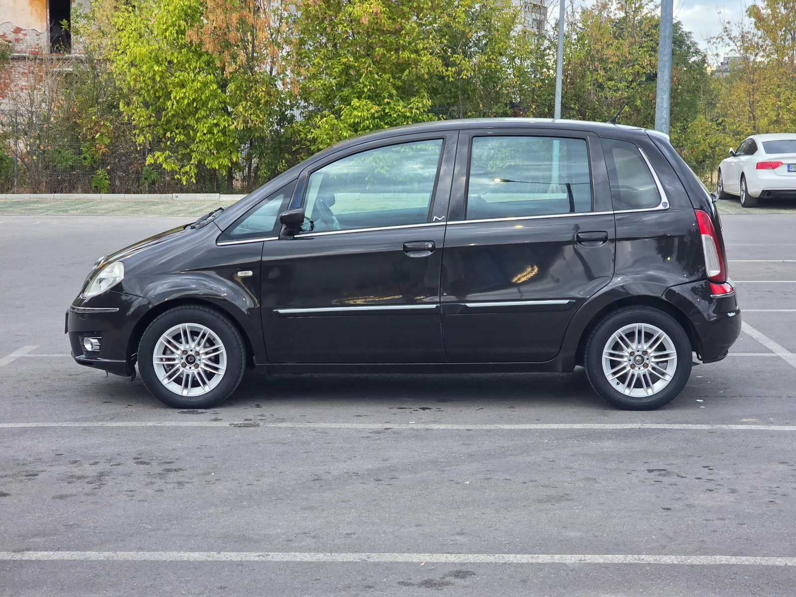 Lancia Musa 1.4i 95 �.�. | Mobile.bg � ����������� 4