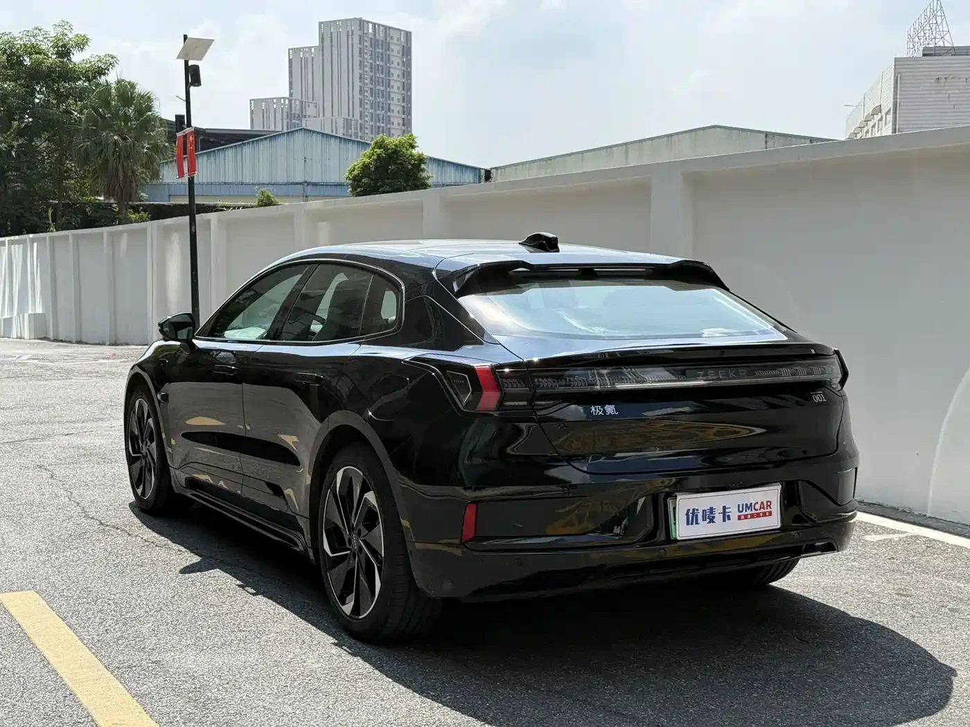 Zeekr 001 WE* EDITION* 100KMH* , снимка 2 - Автомобили и джипове - 56640365