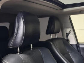 Toyota 4runner 4.0* V6* ПОДГРЕВ* КАМЕРА* КЕЙЛЕС* LANE* ASSIST, снимка 12