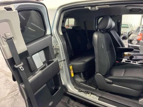 Toyota Fj cruiser * 4WD 4dr * АВТОКРЕДИТ БЕЗ ПЪРВОНАЧАЛНА ВНОСКА* , снимка 12