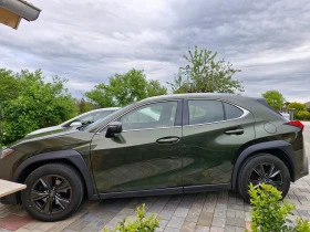 Lexus UX, снимка 5