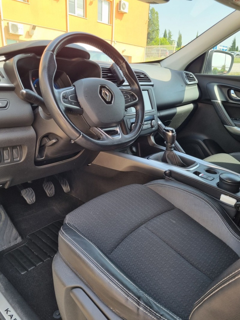 Renault Kadjar 1.2Tce, снимка 8 - Автомобили и джипове - 46715501