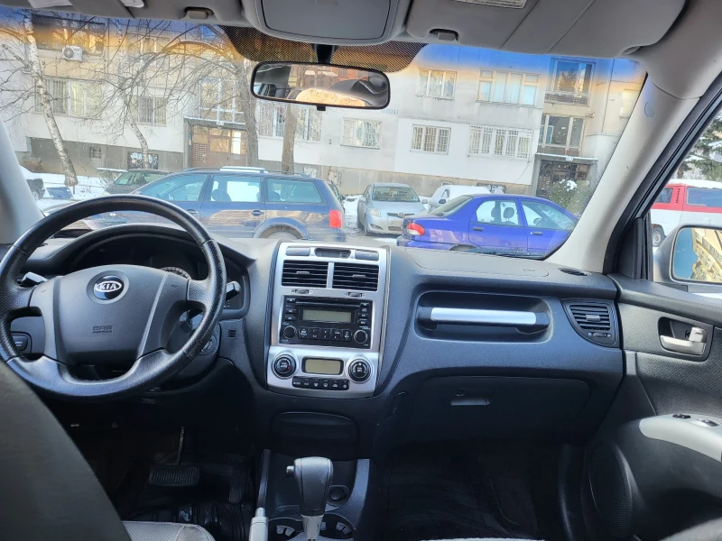 Kia Sportage, снимка 8 - Автомобили и джипове - 49351512