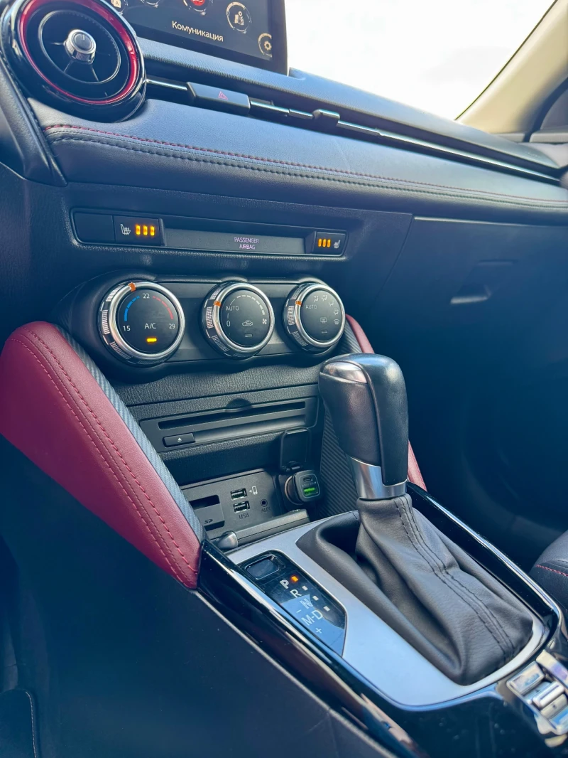 Mazda CX-3, снимка 12 - Автомобили и джипове - 52884338