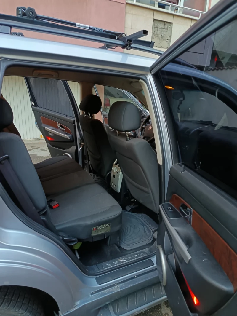SsangYong Rexton 2.3 бензин, снимка 10 - Автомобили и джипове - 52121996