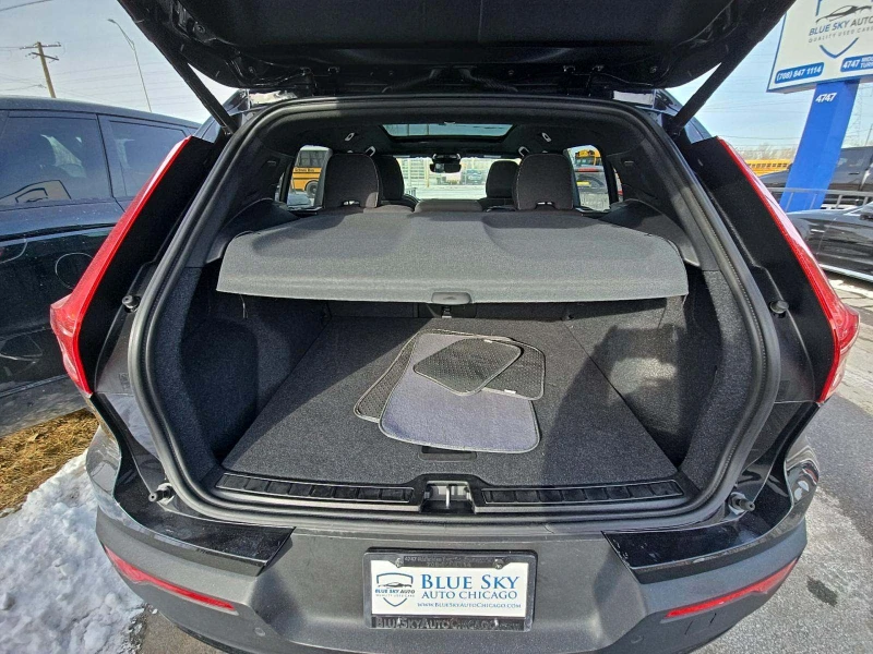 Volvo XC40 B5 Core Bright Theme, снимка 13 - Автомобили и джипове - 53201482