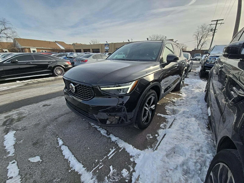 Volvo XC40 B5 Core Bright Theme