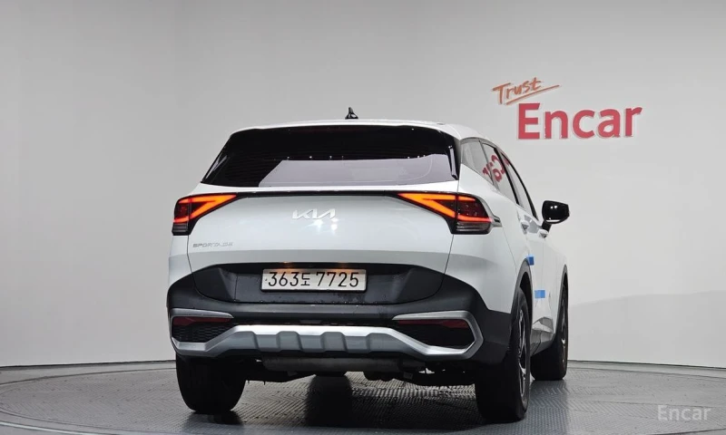 Kia Sportage, снимка 4 - Автомобили и джипове - 53243759