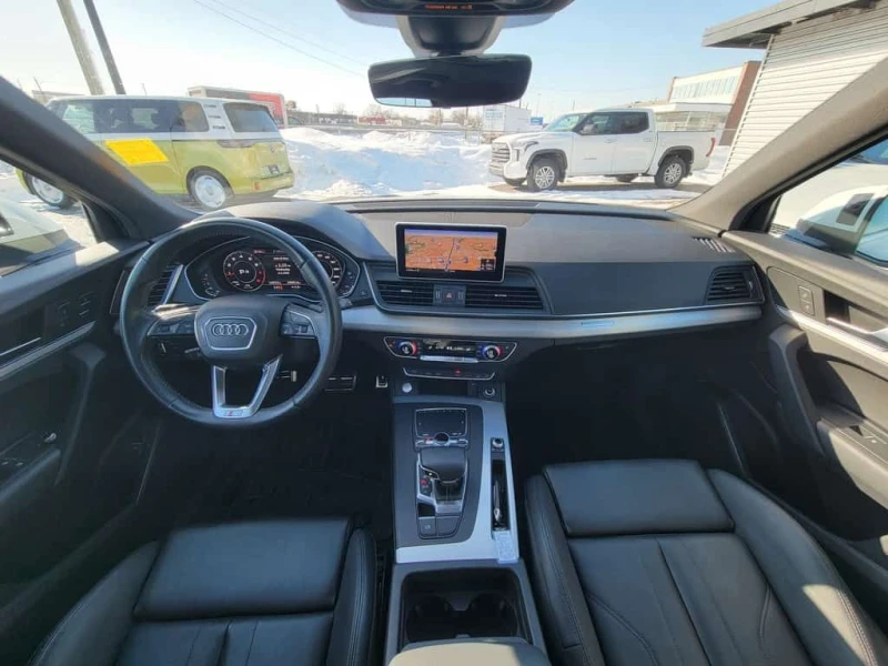 Audi Q5 * АВТО КРЕДИТ* ЦЕНА ДО БГ * СЕРВИЗНА ИСТОРИЯ * , снимка 7 - Автомобили и джипове - 53592181