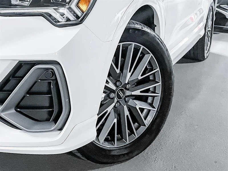 Audi Q3 * Progressiv * CARFAX * БЕЗ ПЪРВОНАЧАЛНА ВНОСКА - изображение 4