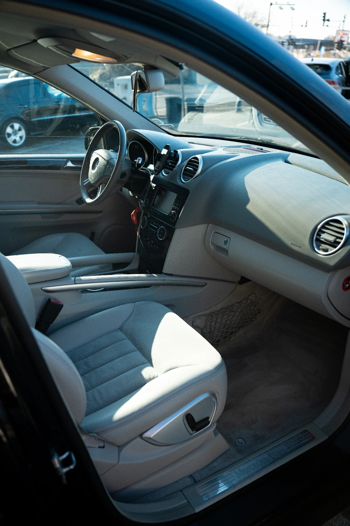 Mercedes-Benz ML 320 - изображение 3