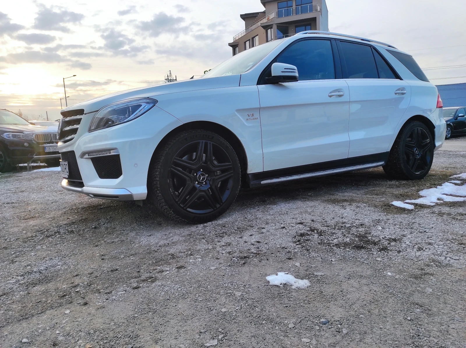 Mercedes-Benz ML 63 AMG  - изображение 3