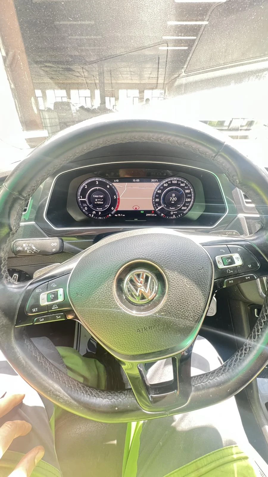 VW Tiguan 2.0 - изображение 5
