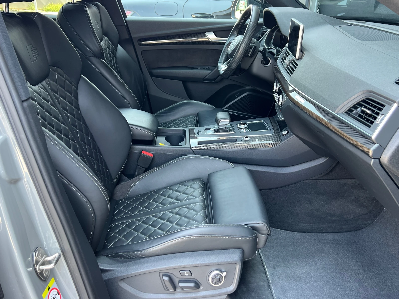 Audi Q5 2.0TDI, 4X4, S LINE+ , PANO, B&O,  - изображение 10