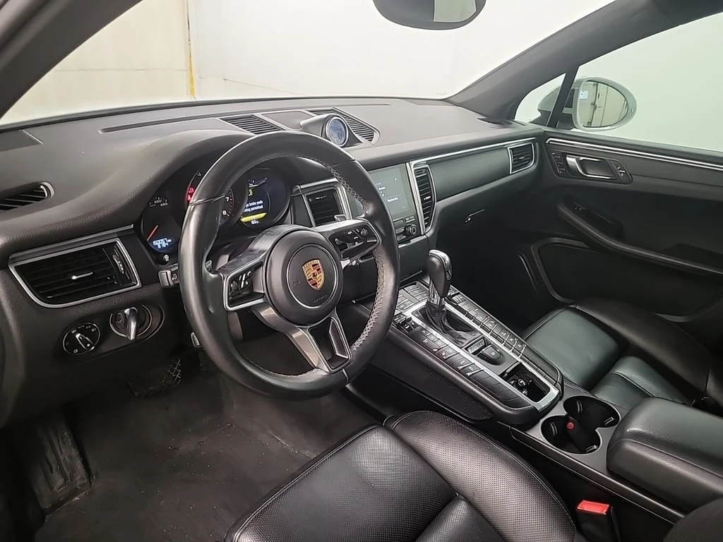 Porsche Macan * AWD 4DR * CARFAX * БЕЗ ПЪРВОНАЧАЛНА ВНОСКА - изображение 9