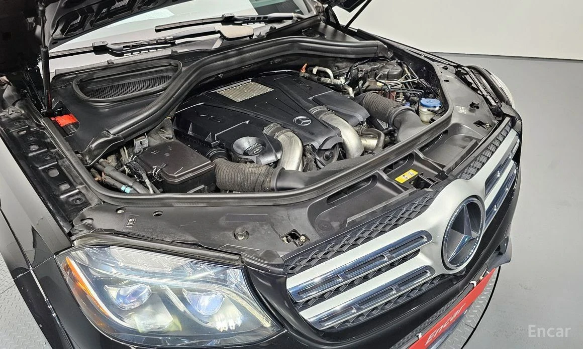 Mercedes-Benz GLS 500  - изображение 6