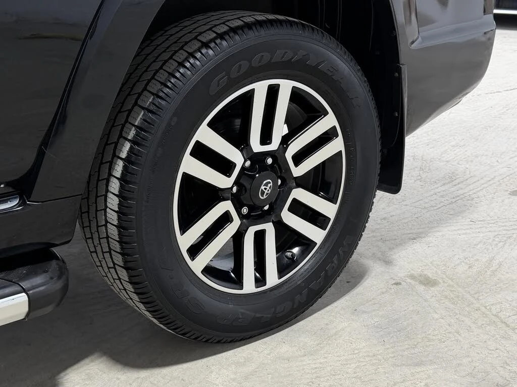 Toyota 4runner 4.0* V6* ПОДГРЕВ* КАМЕРА* КЕЙЛЕС* LANE* ASSIST, снимка 5 - Автомобили и джипове - 53934928