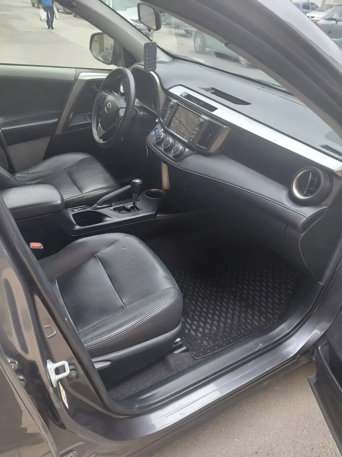 Toyota Rav4 Газ. BRC. 4х4 , снимка 6 - Автомобили и джипове - 53946653