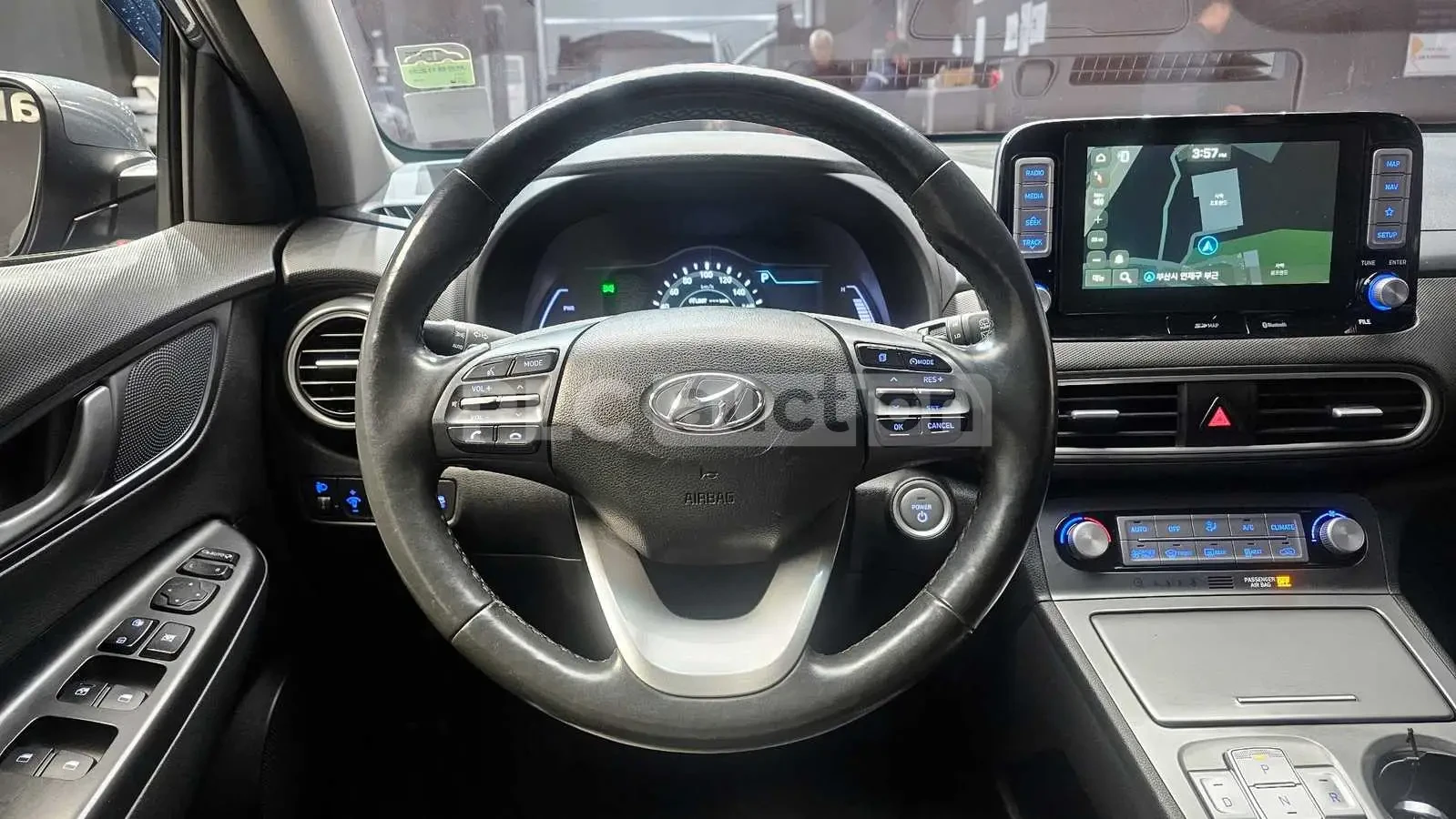 Hyundai Kona, снимка 14 - Автомобили и джипове - 54102862