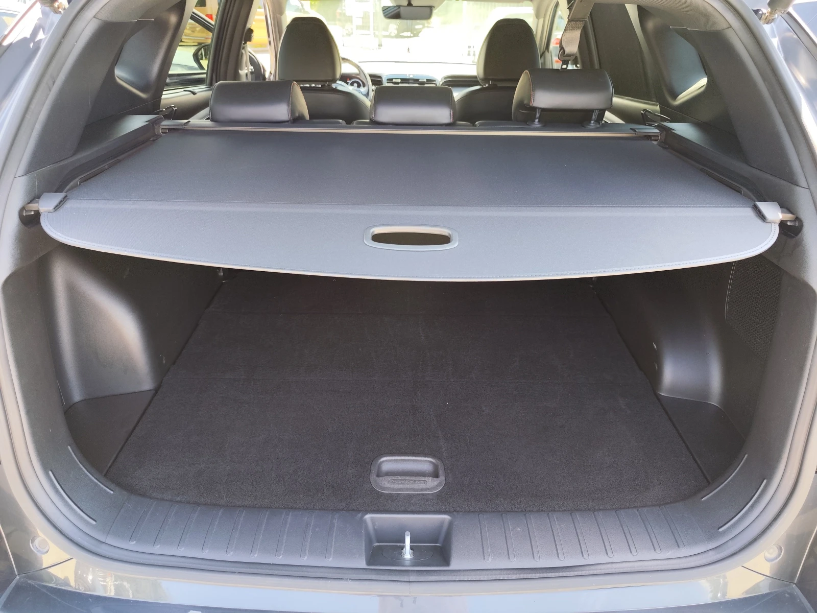Hyundai Tucson 1.6 HYBRID* АВТОМАТИК* 4X4* LED* N LINE* CAMERA* , снимка 13 - Автомобили и джипове - 54836379