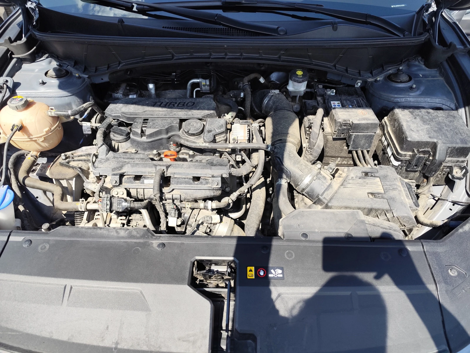 Hyundai Tucson 1.6 HYBRID* АВТОМАТИК* 4X4* LED* N LINE* CAMERA* , снимка 14 - Автомобили и джипове - 54836379