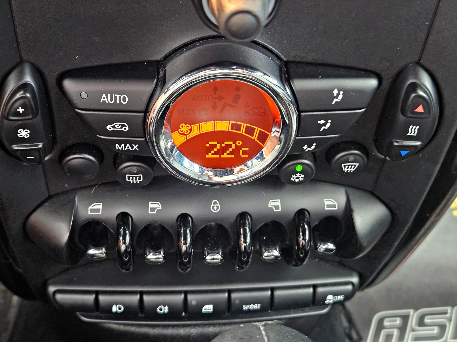 Mini Countryman ALL4/SPORT/GERMANY//HARMAN/KARDON/LIZING, снимка 11 - Автомобили и джипове - 55122275