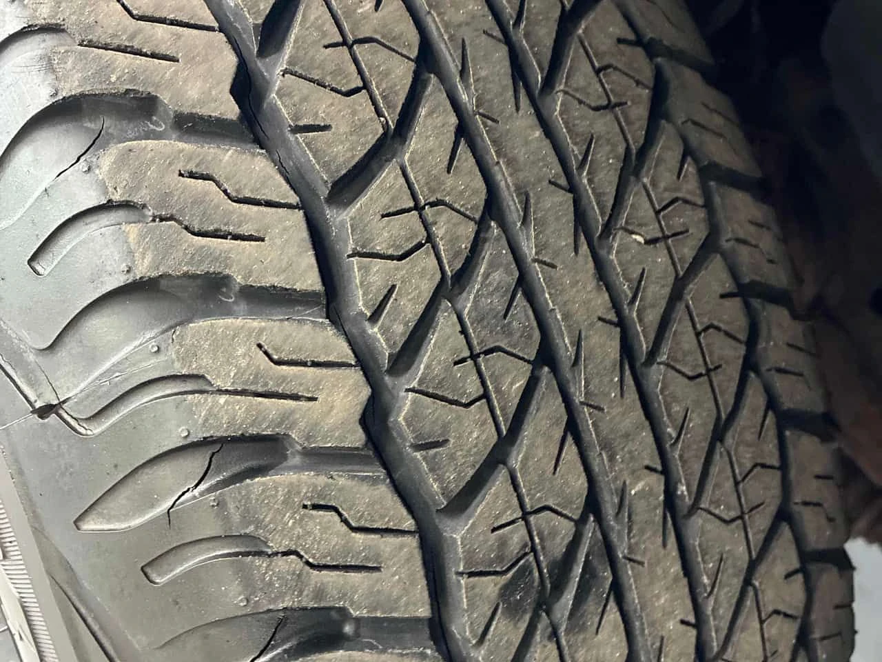 Toyota Fj cruiser * 4WD 4dr * АВТОКРЕДИТ БЕЗ ПЪРВОНАЧАЛНА ВНОСКА* , снимка 15 - Автомобили и джипове - 55501554