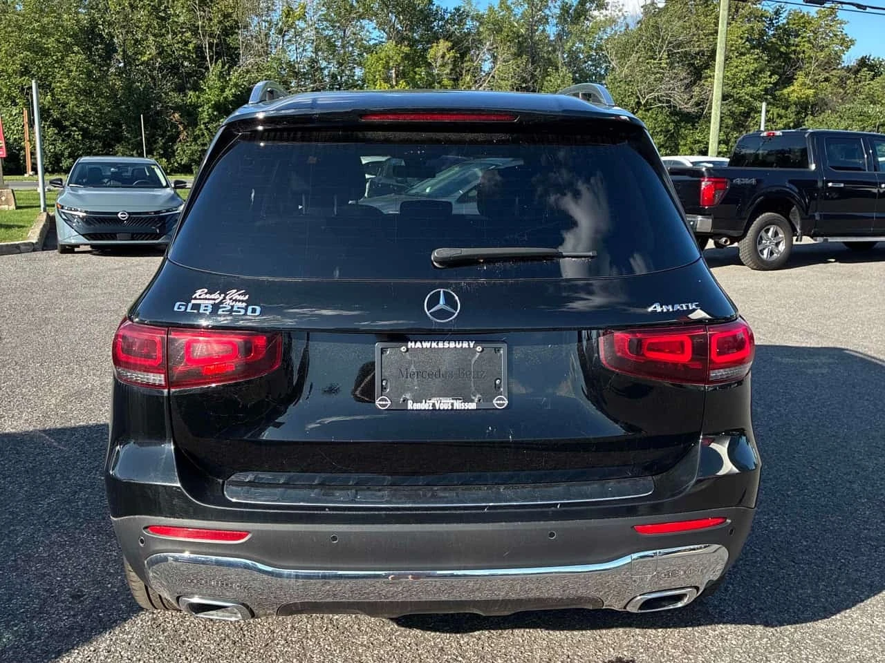 Mercedes-Benz GLB 250 * CARFAX * ОПЦИЯ ЗА ФИНАНСИРАНЕ БЕЗ ПЪРВОНАЧАЛНА *, снимка 4 - Автомобили и джипове - 55784630
