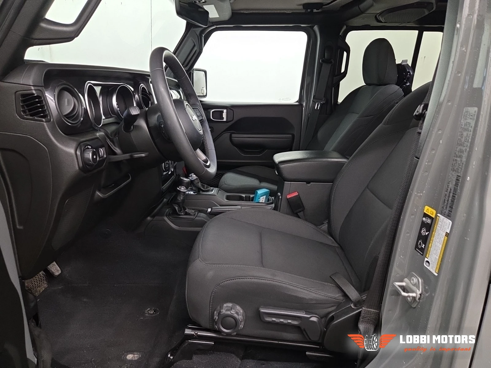 Jeep Wrangler, снимка 5 - Автомобили и джипове - 56099942