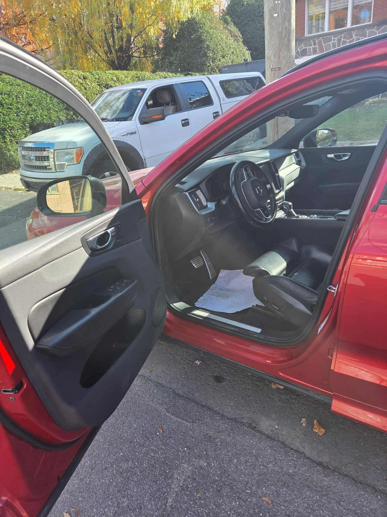 Volvo XC60 * R Design * CARFAX * ��� ������������ ������ | Mobile.bg � ����������� 5