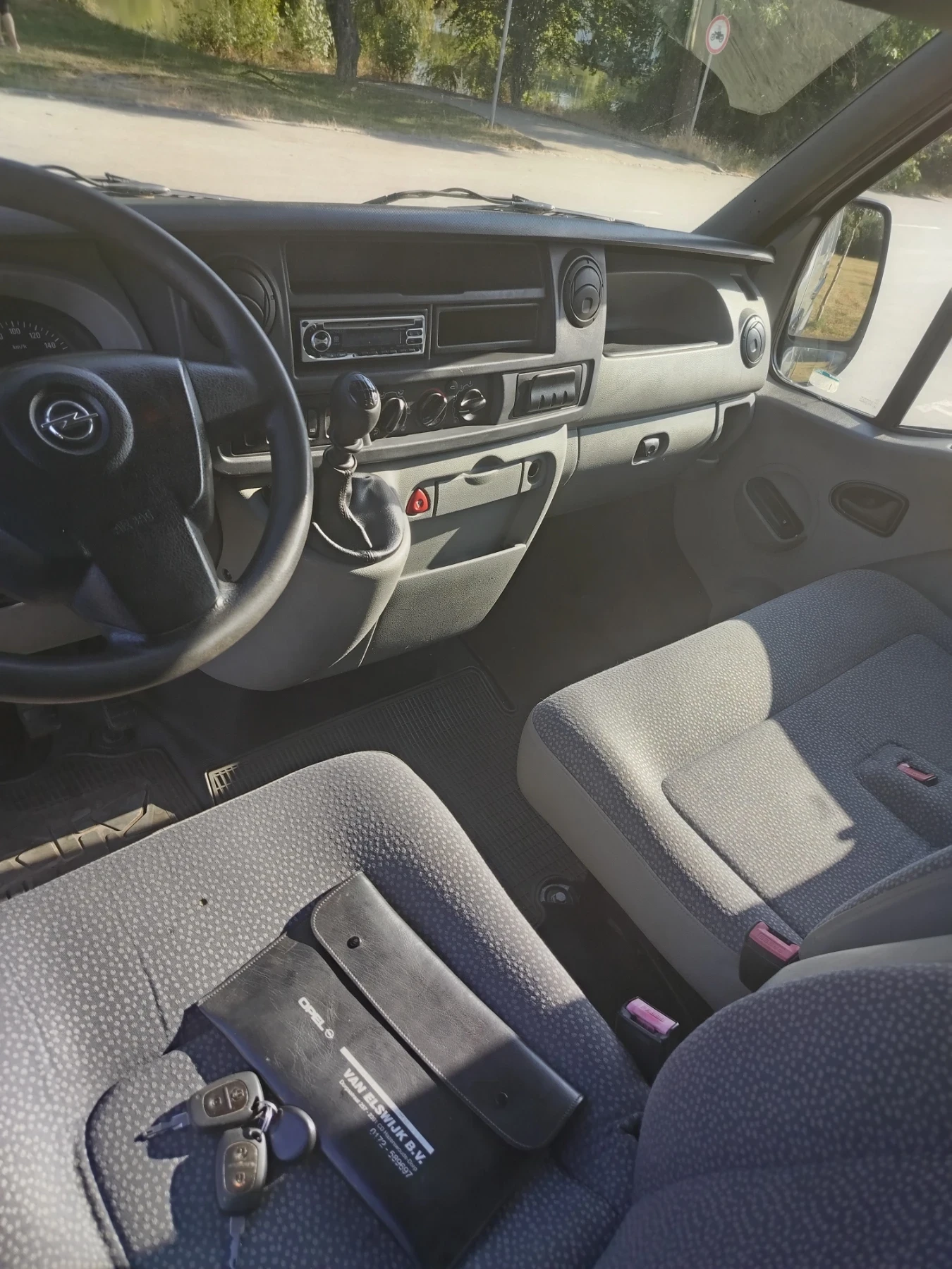 Opel Movano 2.5 CDTI - изображение 9