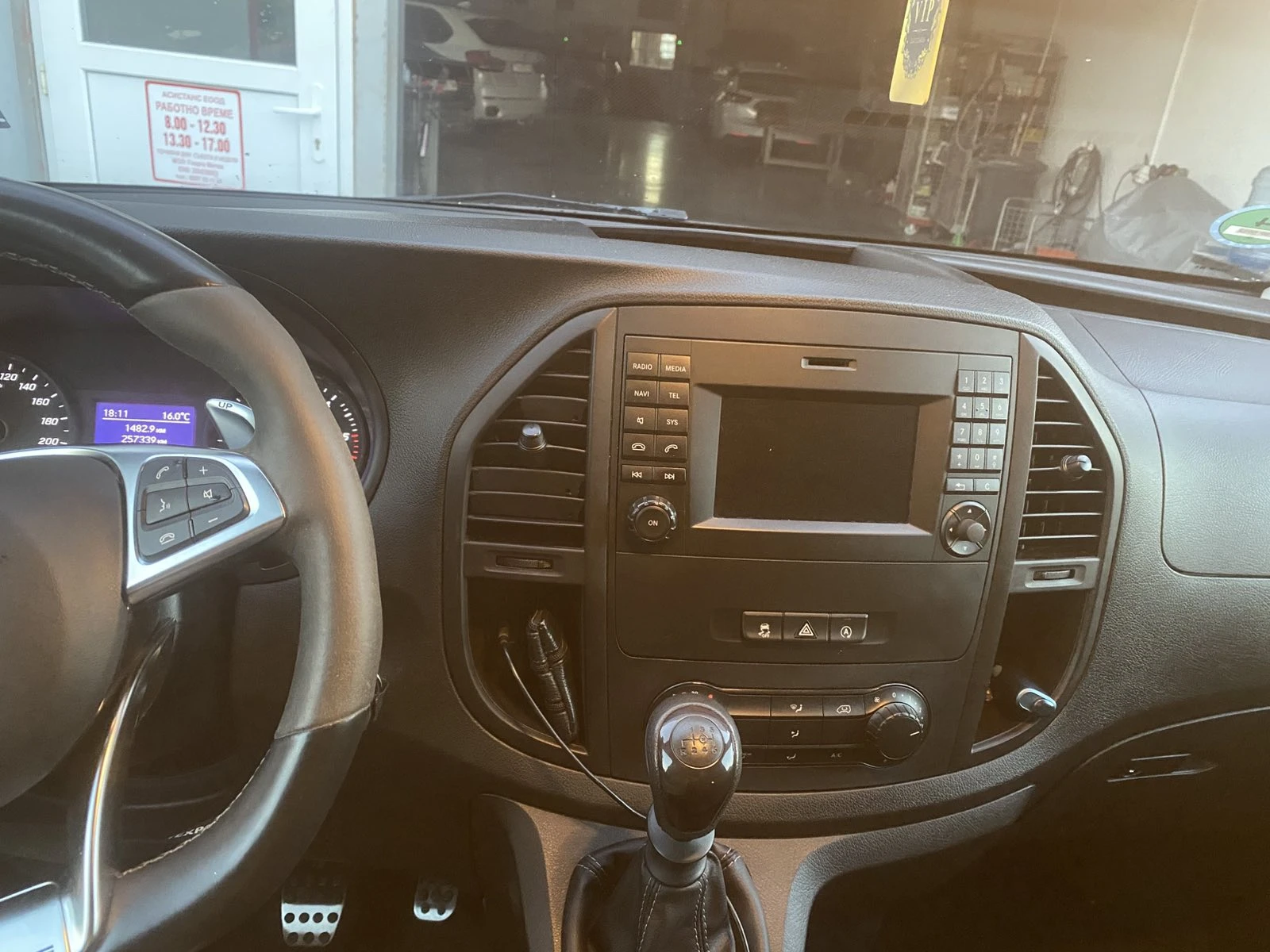 Mercedes-Benz Vito, снимка 7 - Бусове и автобуси - 55911971