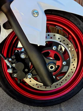 Suzuki Burgman 400i ABS, TRACTION CONTROL УНИКАТ!!!, снимка 4