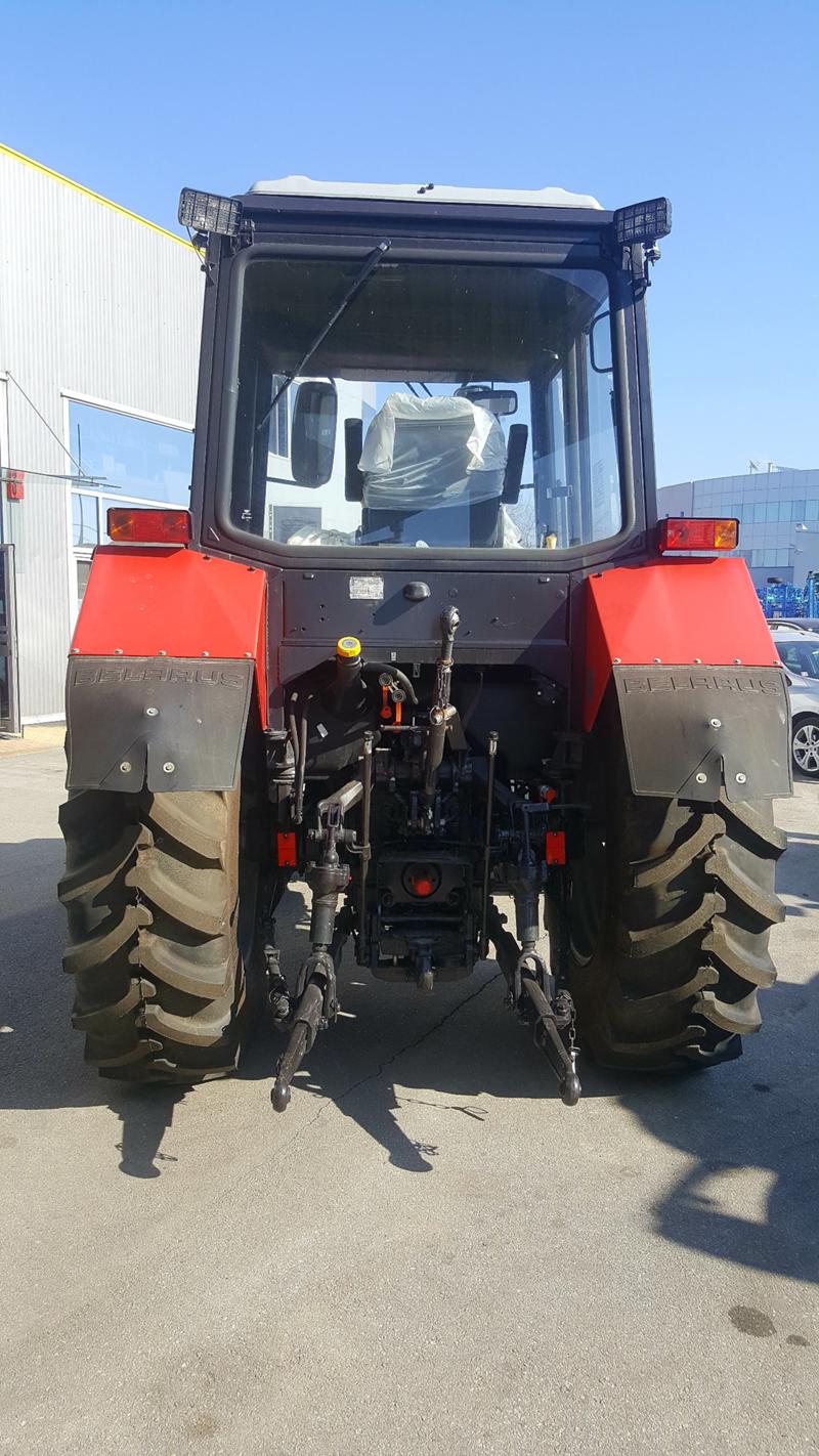 Трактор Беларус 820, снимка 4 - Селскостопанска техника - 17357308