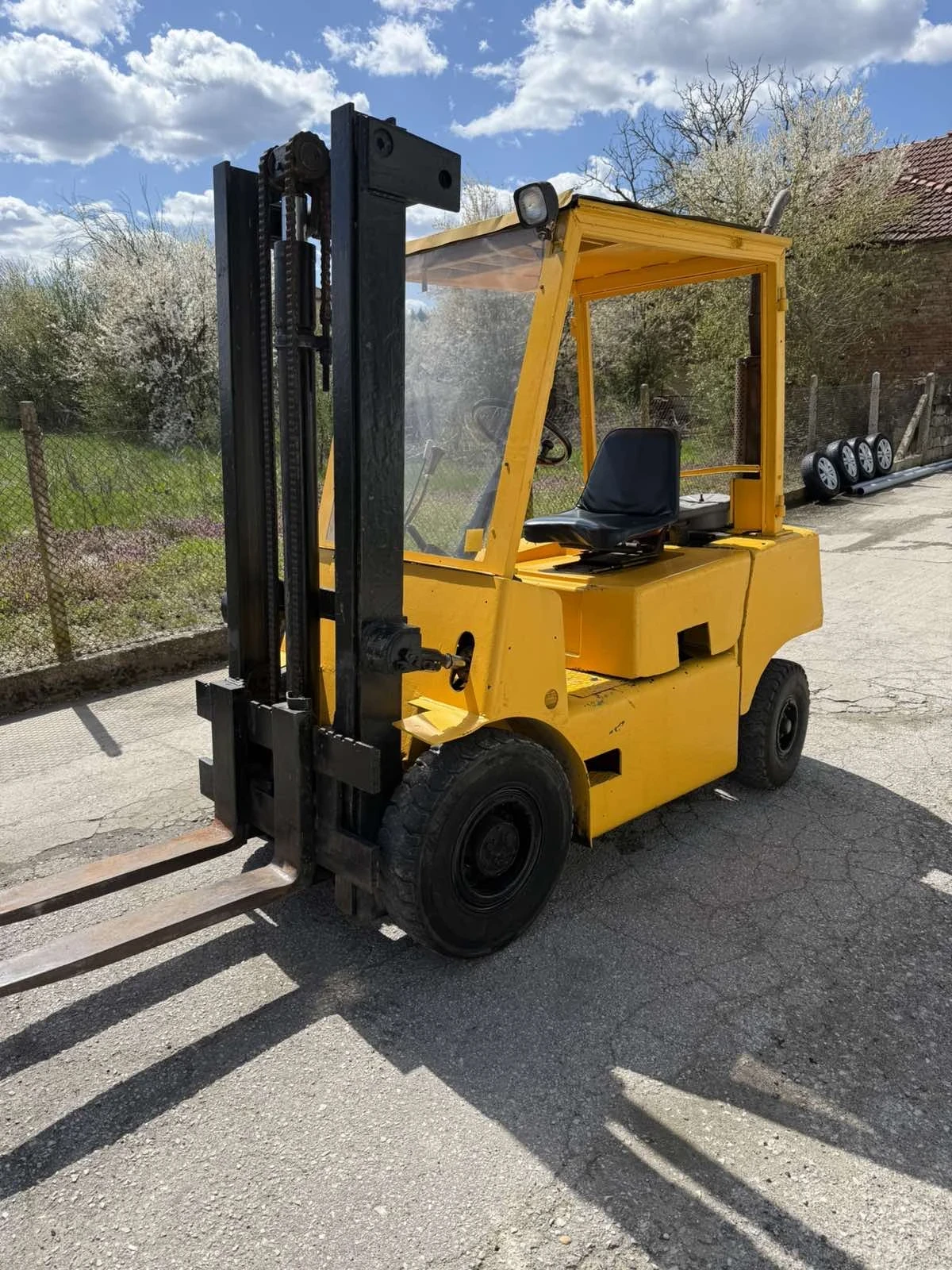 Мотокар Други Перкинс