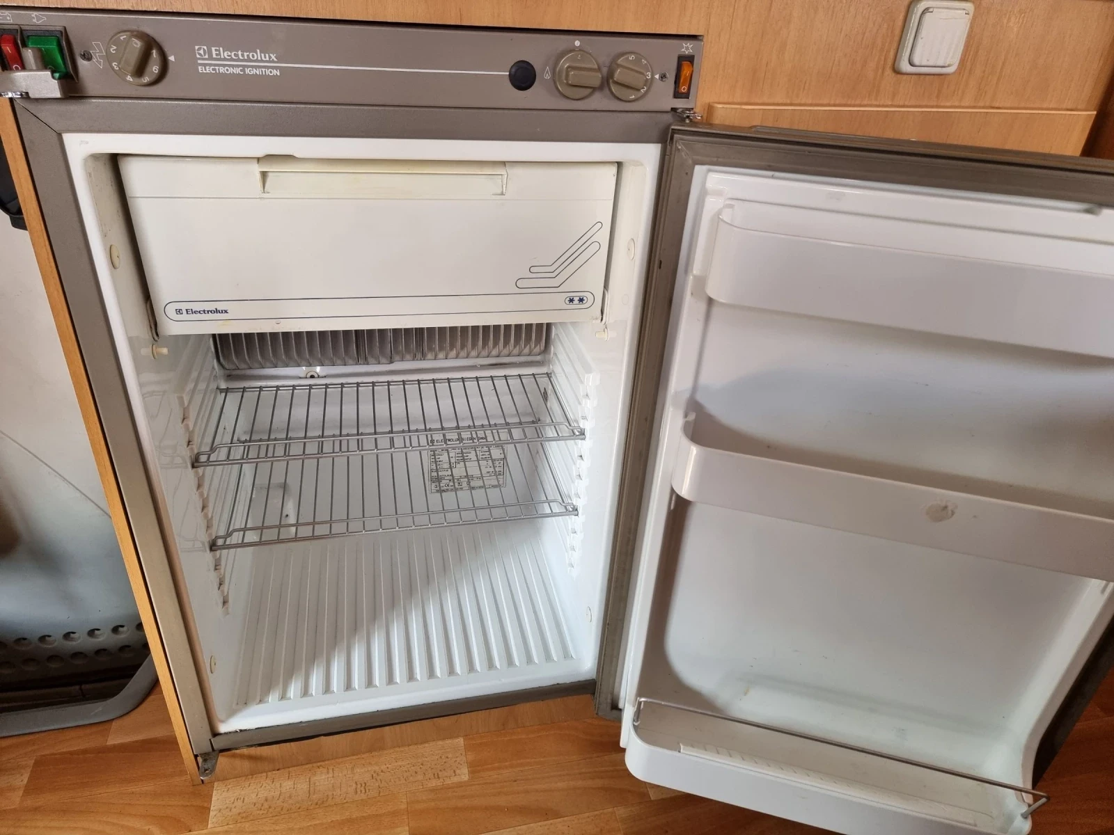 ������ Sea P210 | Mobile.bg � ����������� 14