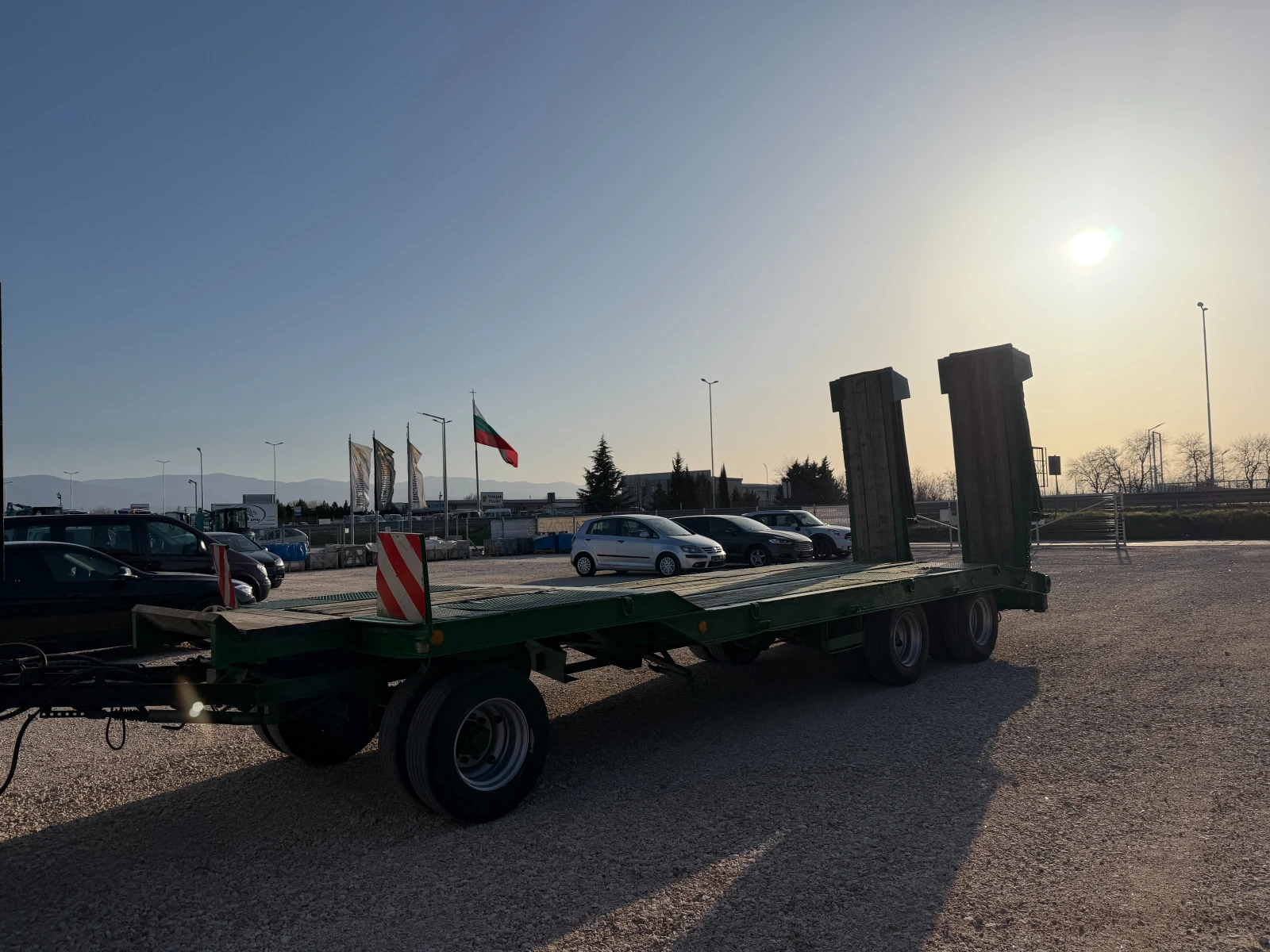 За камион Други 30-Tона, Нов внос, Хидравлични пътеки, , , , , снимка 4 - Ремаркета - 53840191