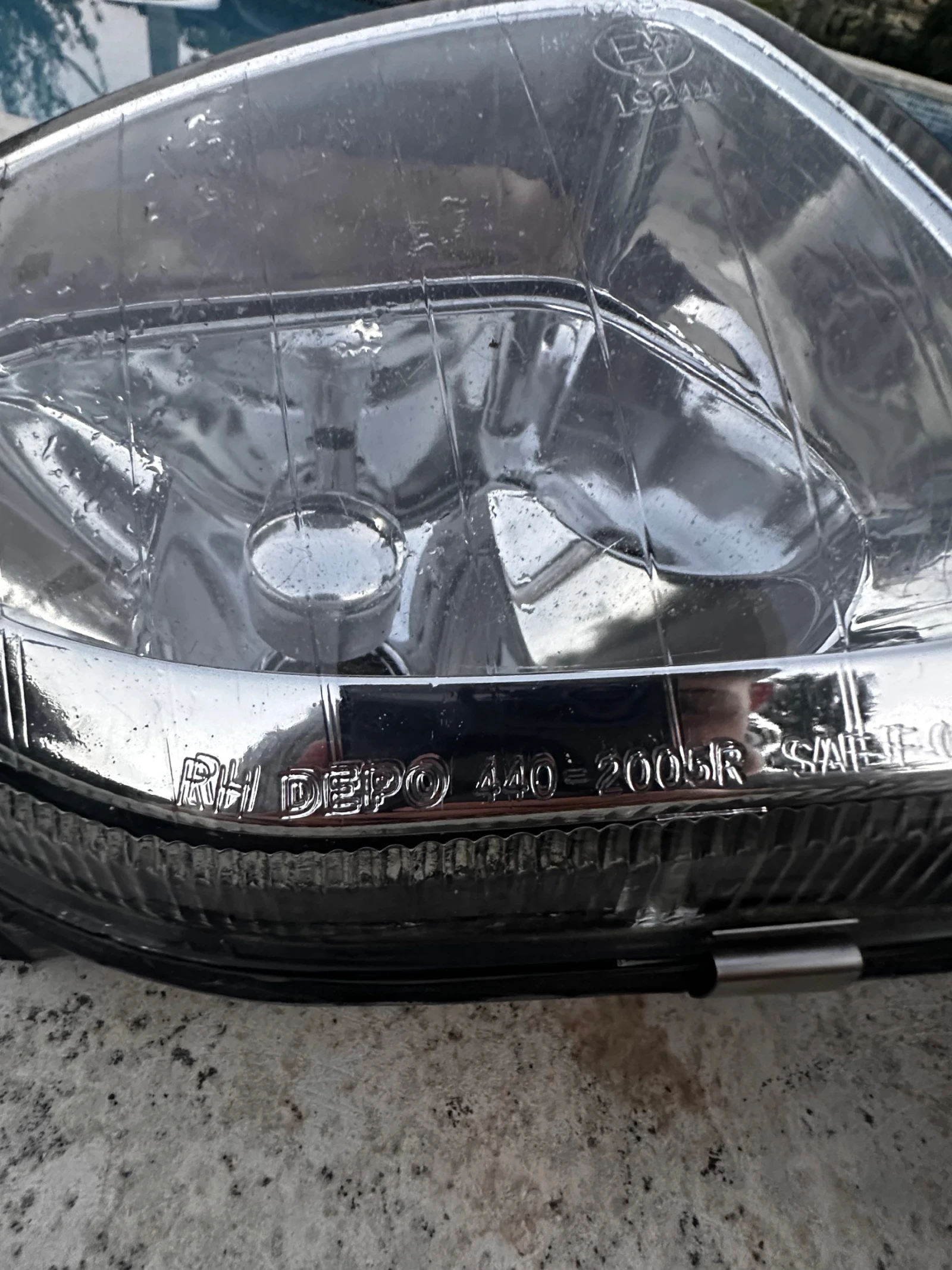 Оригинален Ляв фар и халогении. За мерцедес E-class, снимка 3 - Части - 55528960