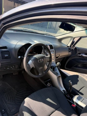 Toyota Auris 1.4 D-4D Автоматик, Климатроник, снимка 8