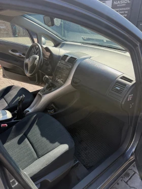 Toyota Auris 1.4 D-4D Автоматик, Климатроник, снимка 9