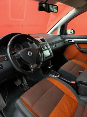 Обява за продажба на VW Touran CROSS Регистриран ~10 399 лв. - изображение 8