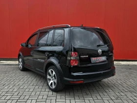 Обява за продажба на VW Touran CROSS Регистриран ~10 399 лв. - изображение 3