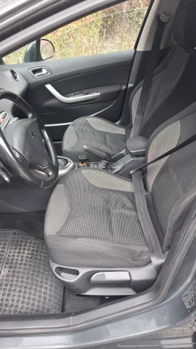 Peugeot 308 ГАЗ, снимка 12