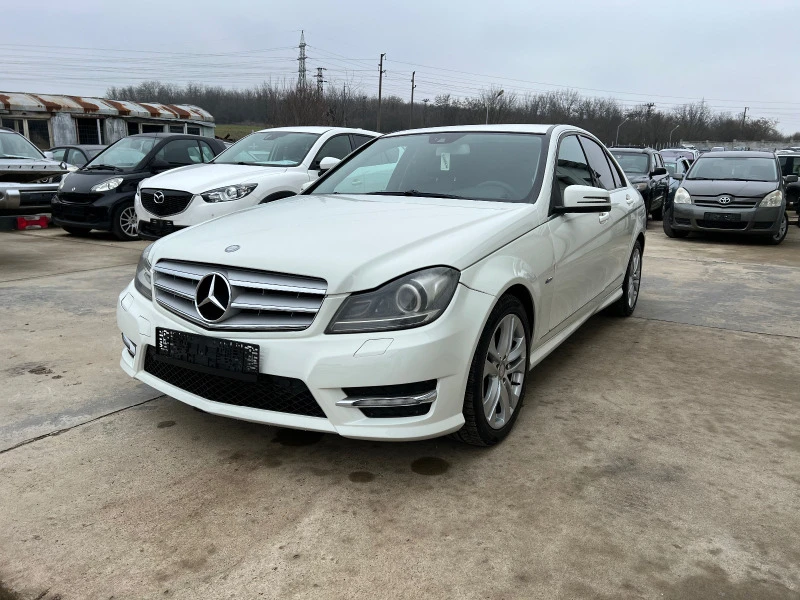 Mercedes-Benz C 220 2.2cdi * AMG* NAVI* UNIKAT* , снимка 2 - Автомобили и джипове - 39869837