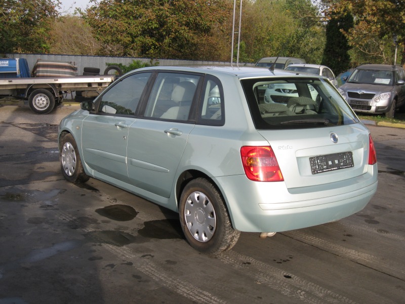 Fiat Stilo, снимка 4 - Автомобили и джипове - 42654372