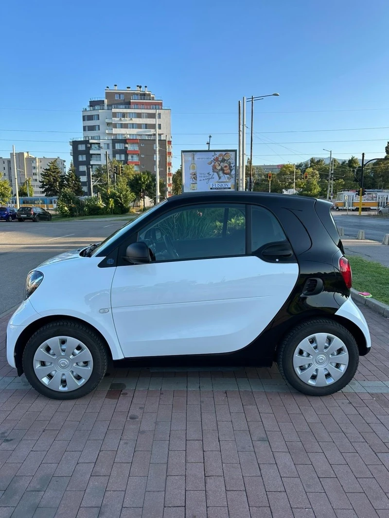 Smart Fortwo, снимка 3 - Автомобили и джипове - 46801278