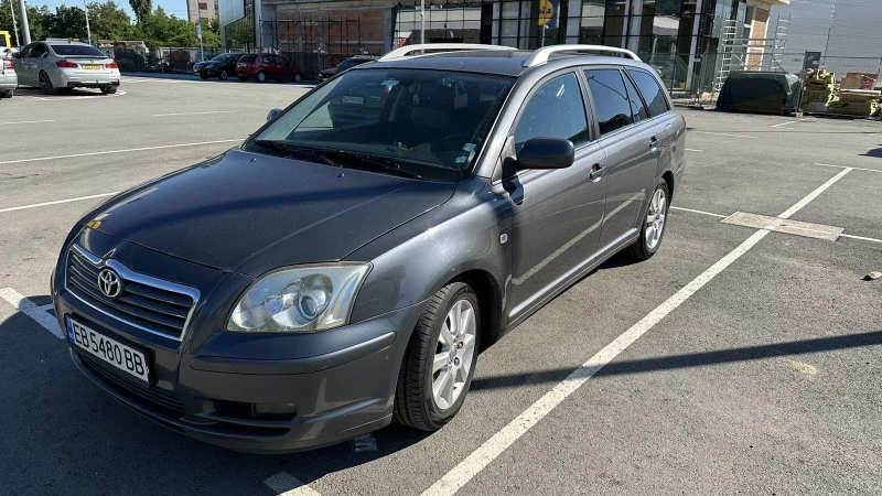 Toyota Avensis t25, снимка 1 - Автомобили и джипове - 47206341